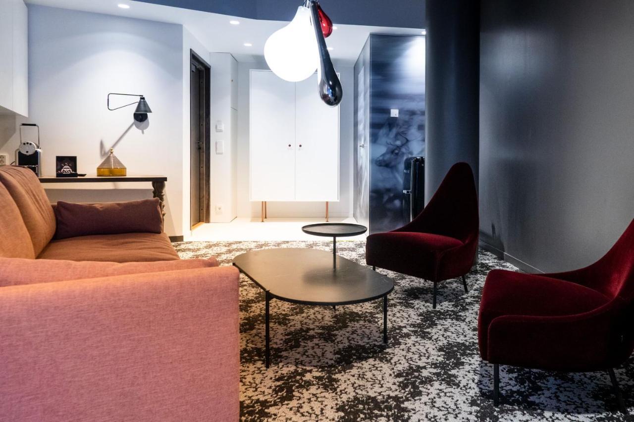 Deluxe King Suite